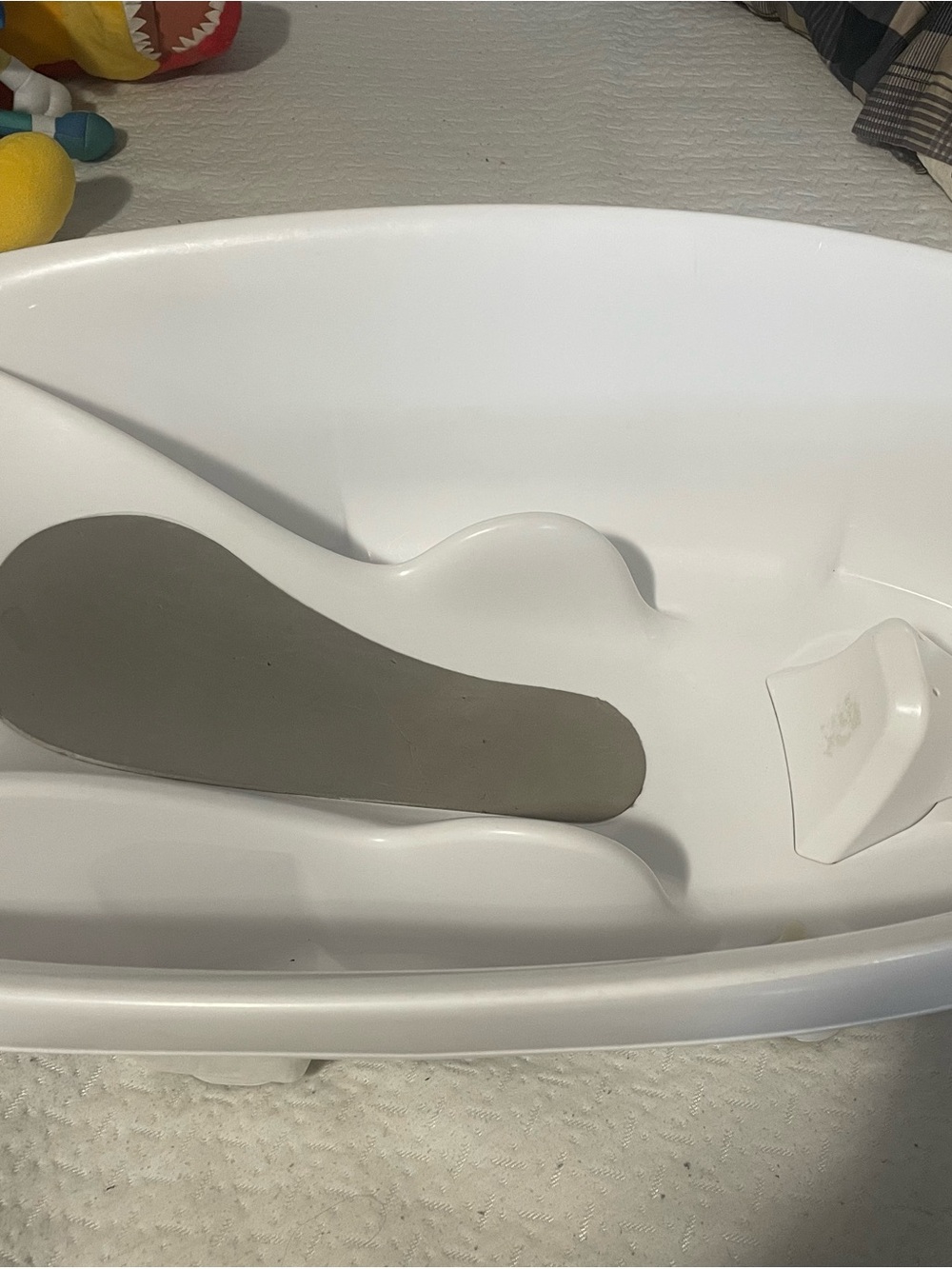 White Baby Bath Tub with Gray Support Pad - Kids Bath